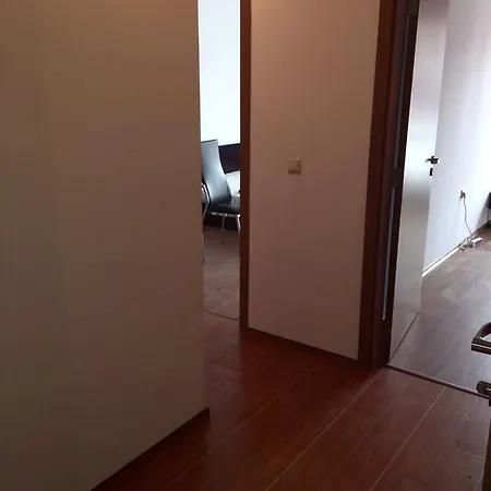 Comfort شقة فارنا